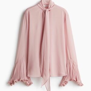 H&M Chiffon Bow Collar Blouse NWT SIZE large